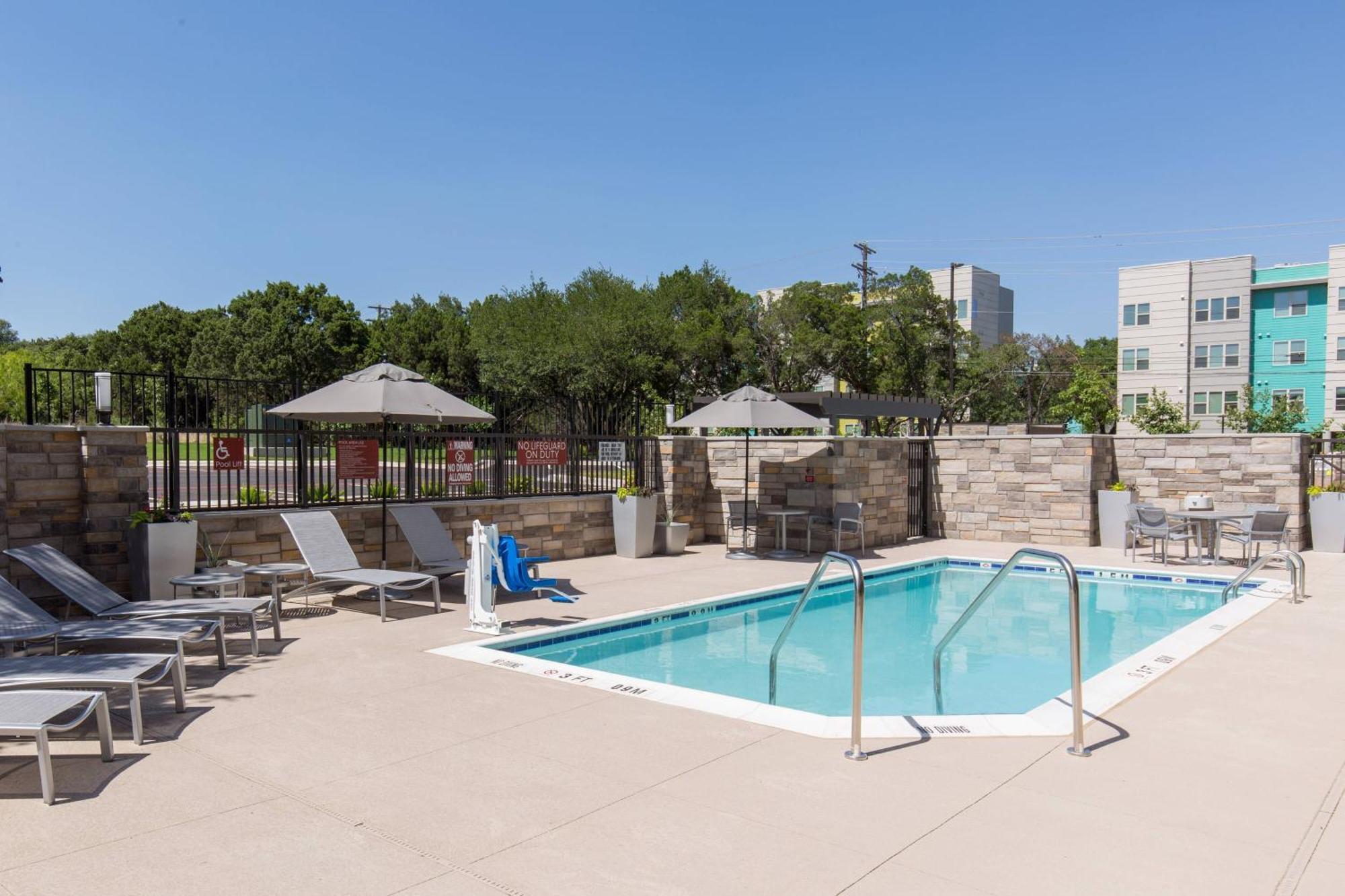 Towneplace Suites By Marriott Austin North/Lakeline Cedar Park Bagian luar foto